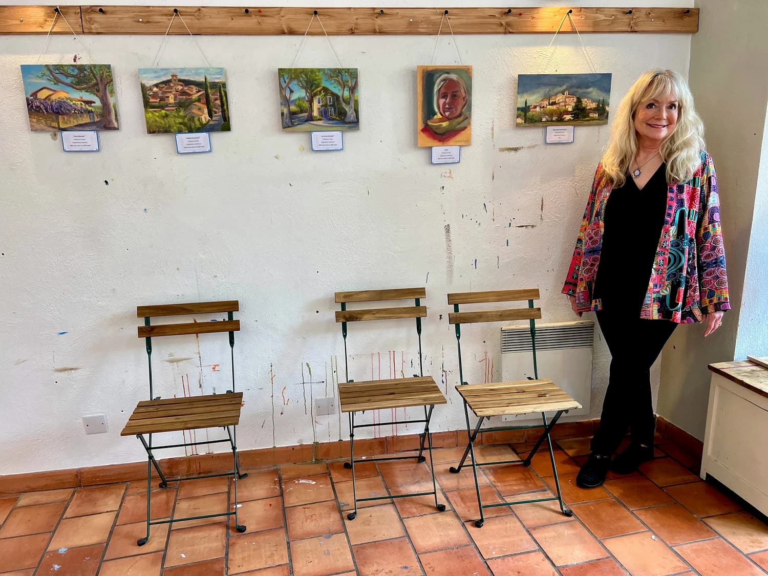 Victoria Brooks' exhibition in Beaumont de Pertuis, France